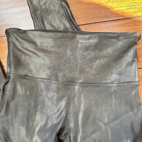 Spanx Faux Leather Moto Legging Black Women's LARGE Ankle Length - Picture 3 of 11